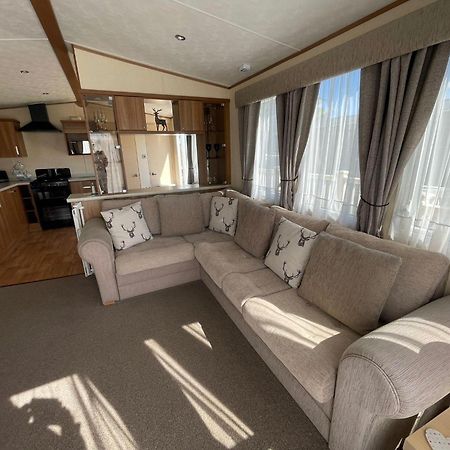 6 Berth Caravan With Decking At Manor Park In Hunstanton Ref 23017H Εξωτερικό φωτογραφία