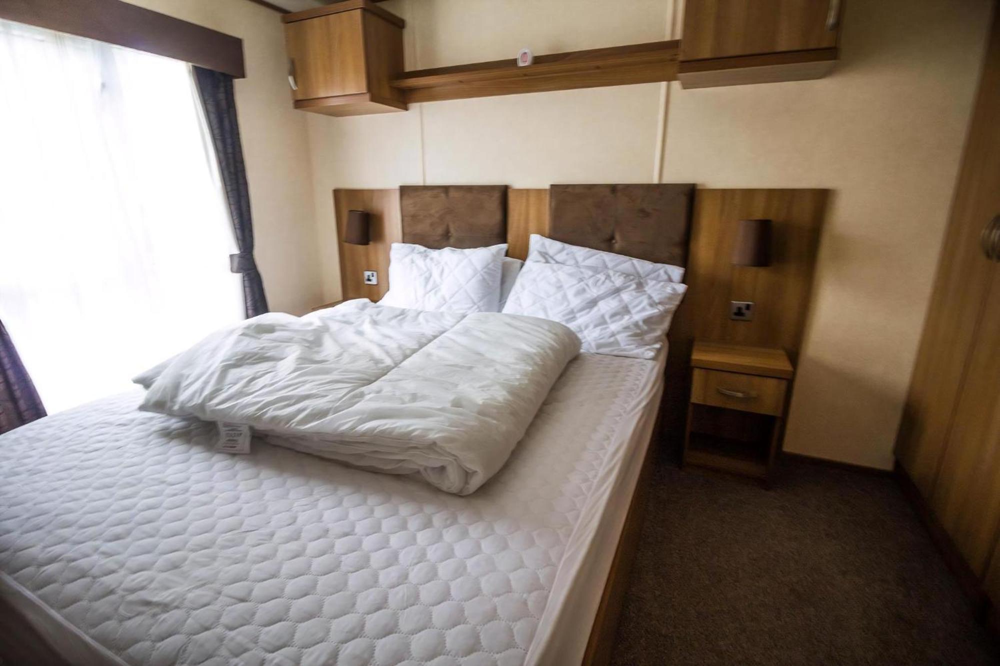6 Berth Caravan With Decking At Manor Park In Hunstanton Ref 23017H Εξωτερικό φωτογραφία